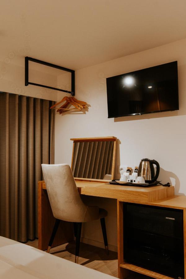 Hotel Vila Sharm Gjirokastër Esterno foto