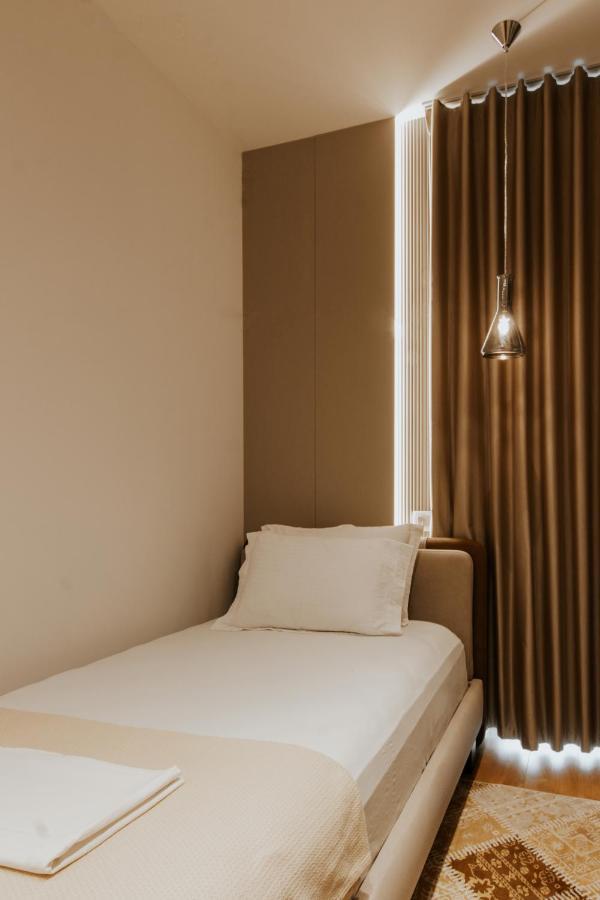 Hotel Vila Sharm Gjirokastër Esterno foto