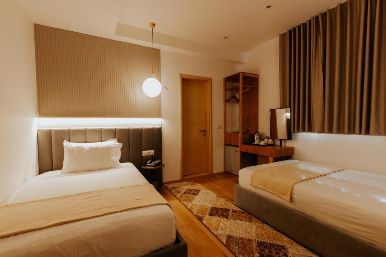 Hotel Vila Sharm Gjirokastër Esterno foto