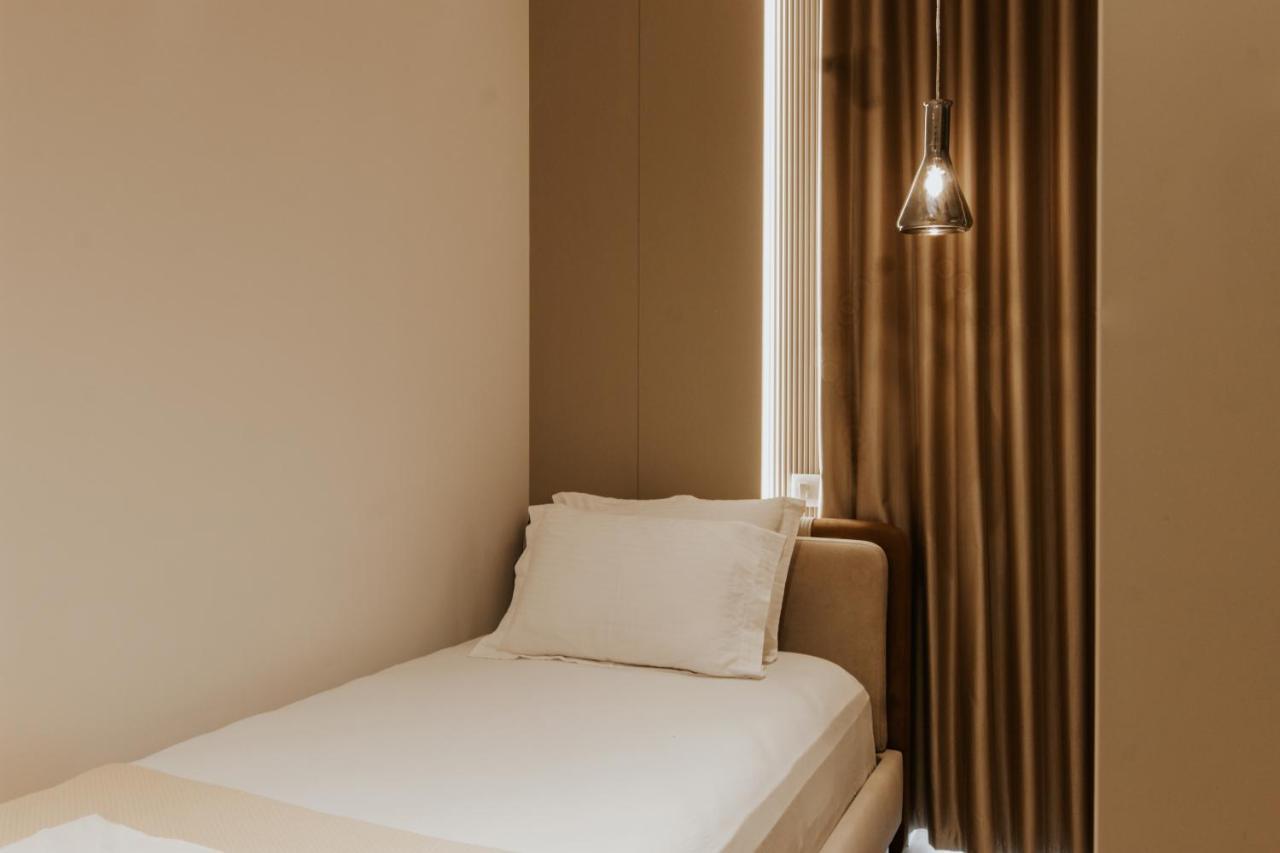 Hotel Vila Sharm Gjirokastër Esterno foto