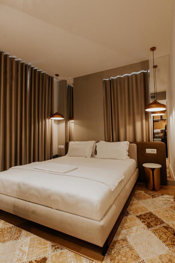 Hotel Vila Sharm Gjirokastër Esterno foto