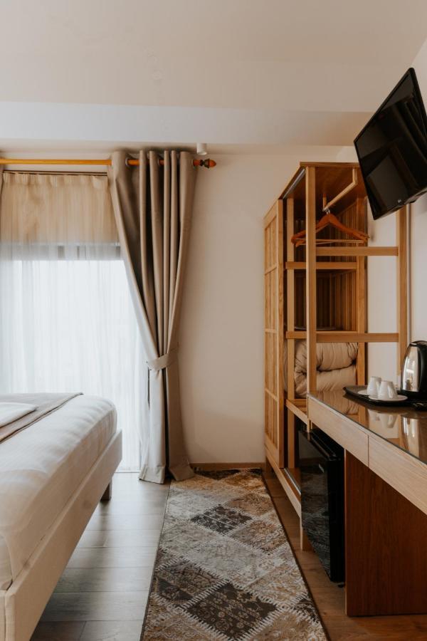 Hotel Vila Sharm Gjirokastër Esterno foto
