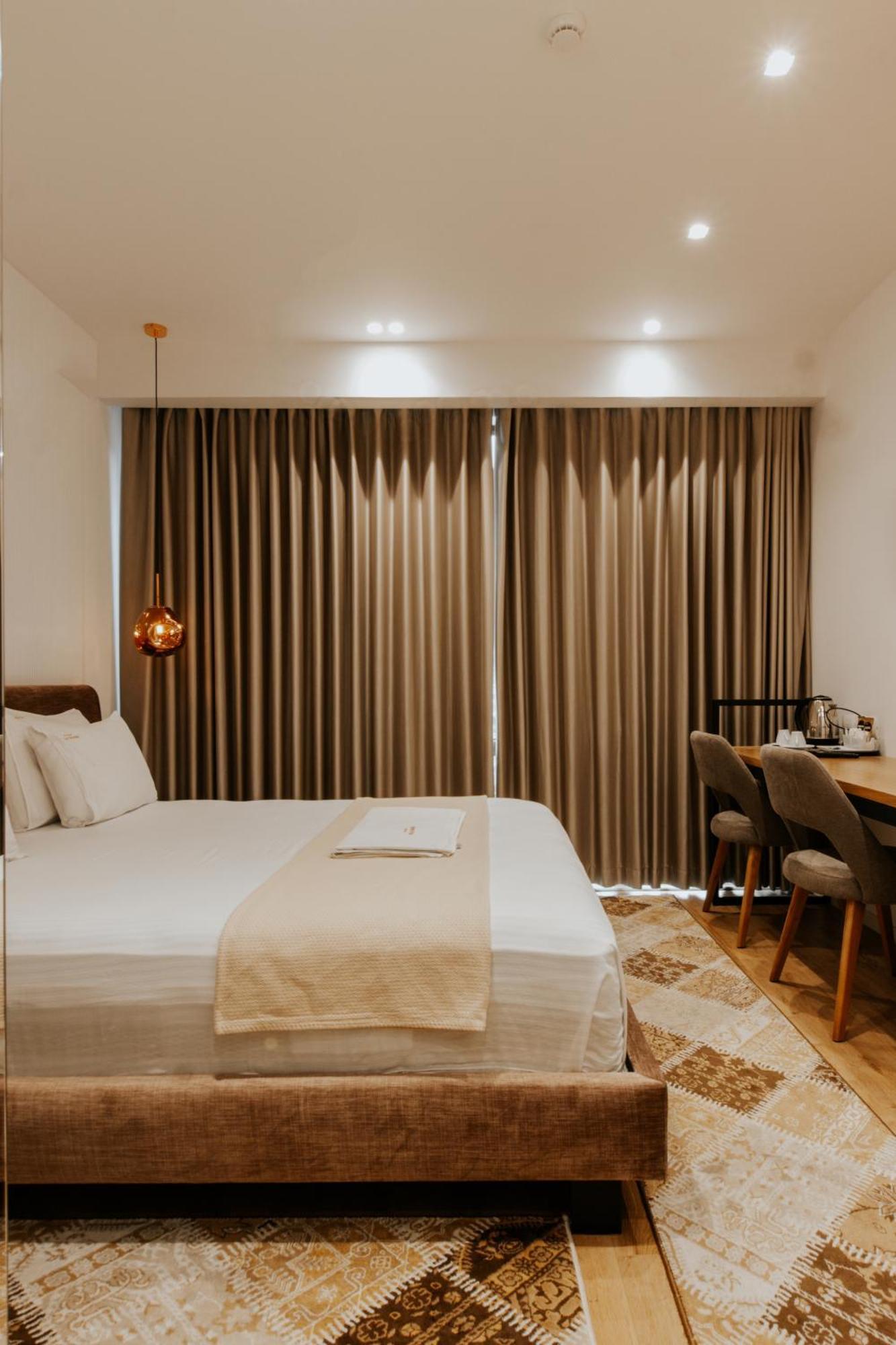Hotel Vila Sharm Gjirokastër Esterno foto
