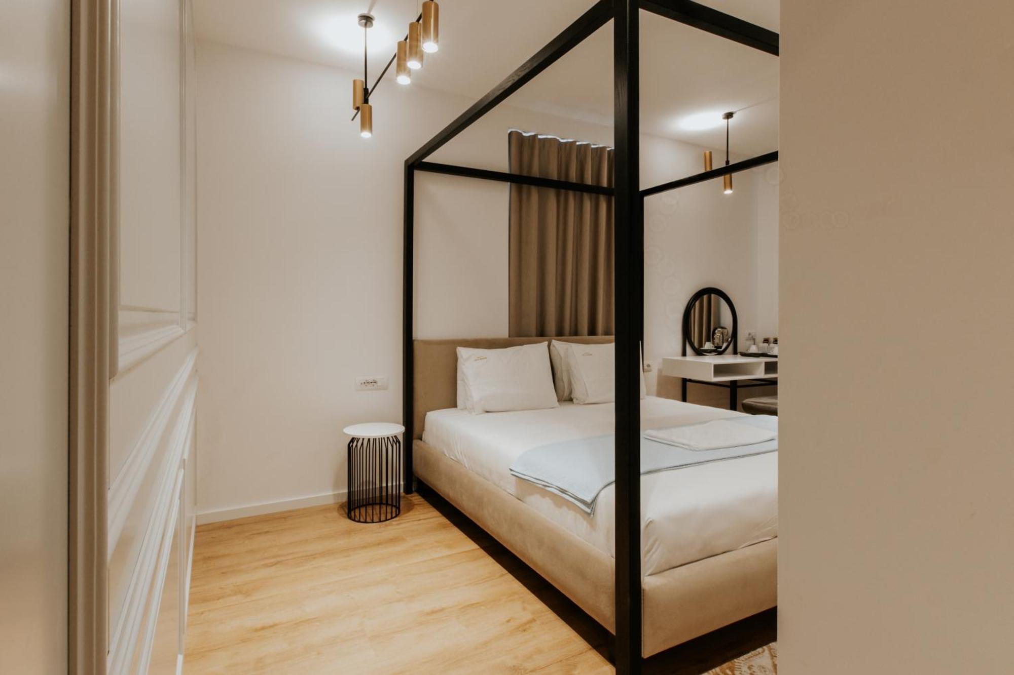 Hotel Vila Sharm Gjirokastër Esterno foto