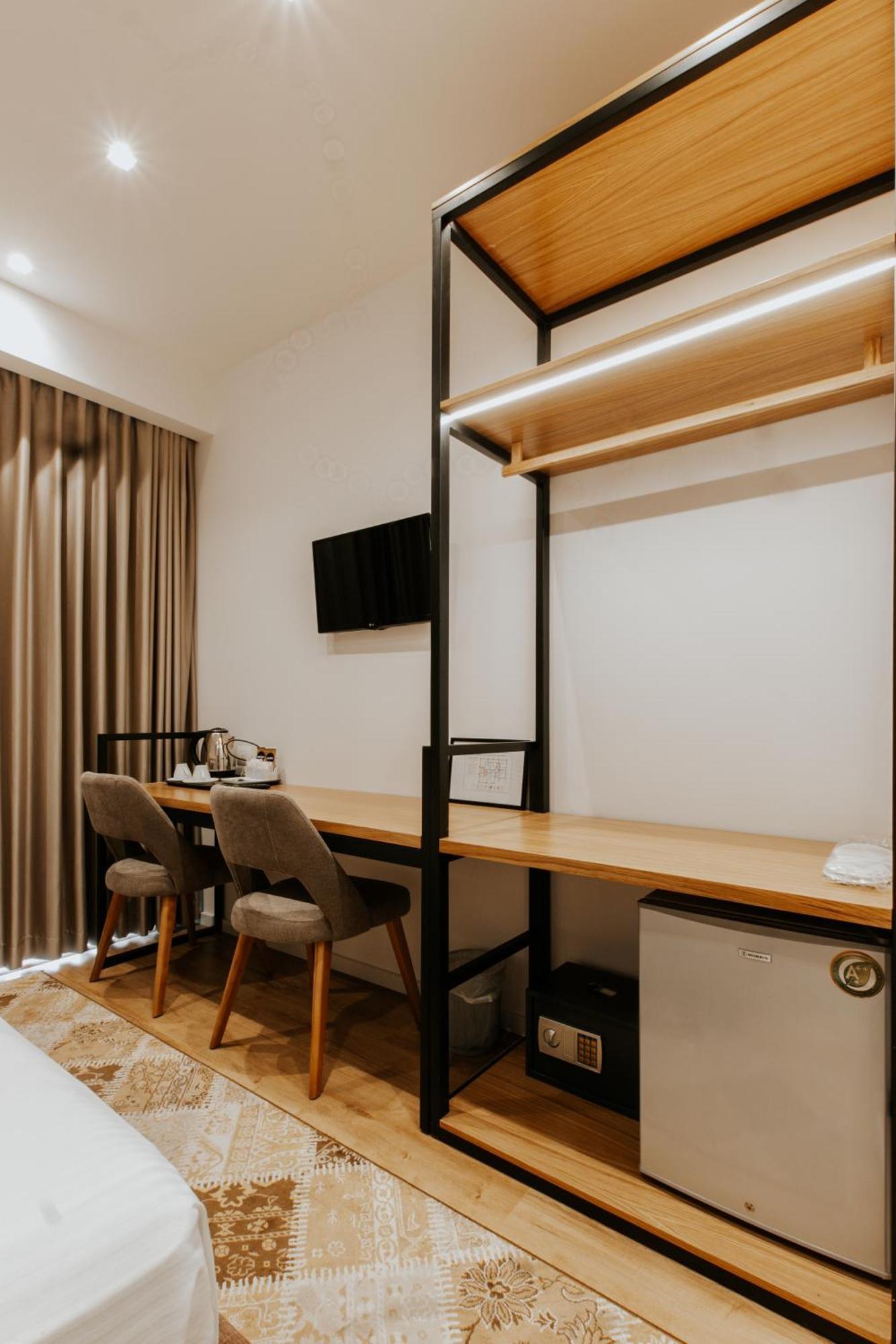 Hotel Vila Sharm Gjirokastër Esterno foto